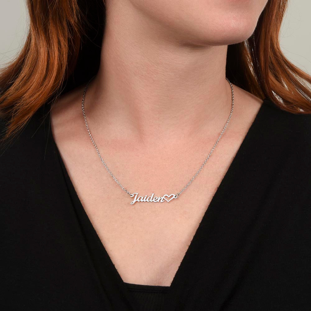 Heart Name Necklace – Personalized with Your Name for a Special Touch